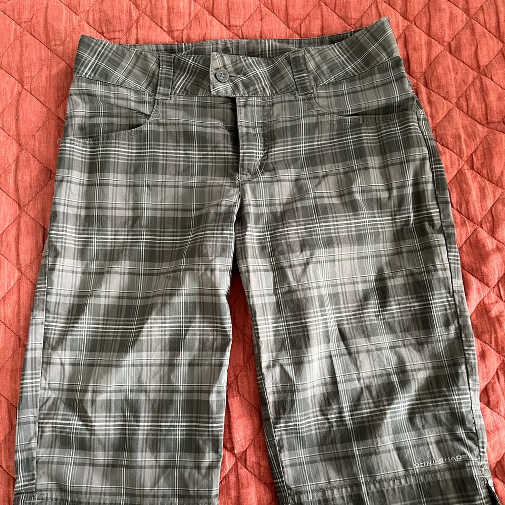 Columbia plaid Omni Shorts